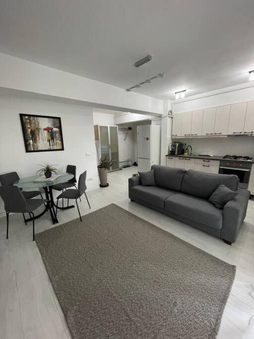 2 Apartment